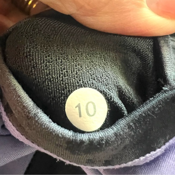 Lululemon Black Purple 5” Lined Running Athletic Performance Shorts Women’s 10 - Picture 11 of 11
